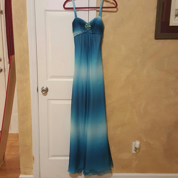 Blue and white Ombre Backless Evening Gown - Picture 1 of 4