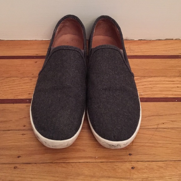 Joie slip on sneakers