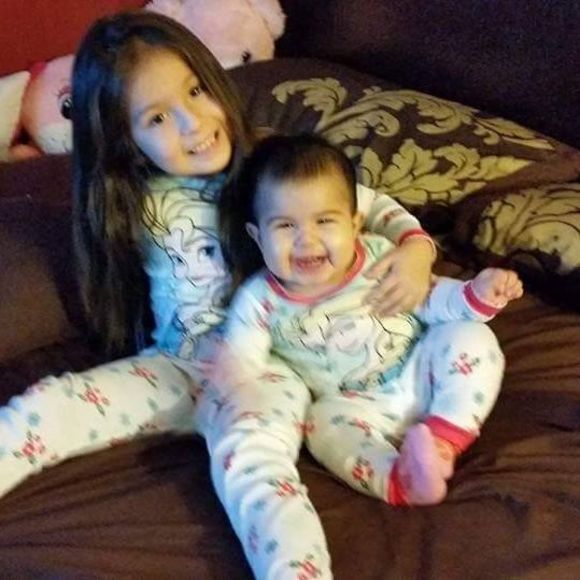 Meet your Posher, Lucero - Picture 1 of 1