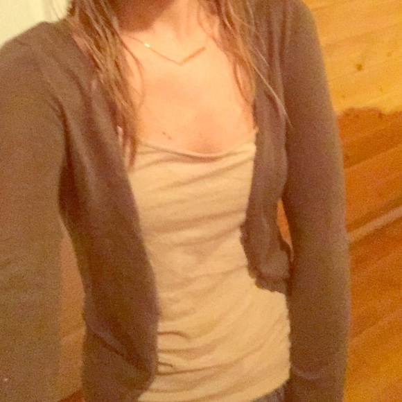 Full sleeve olive light cardigan