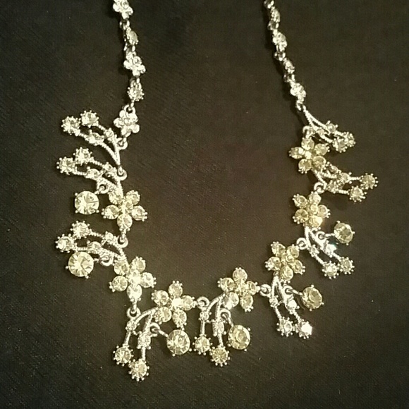 Necklace - Picture 3 of 4