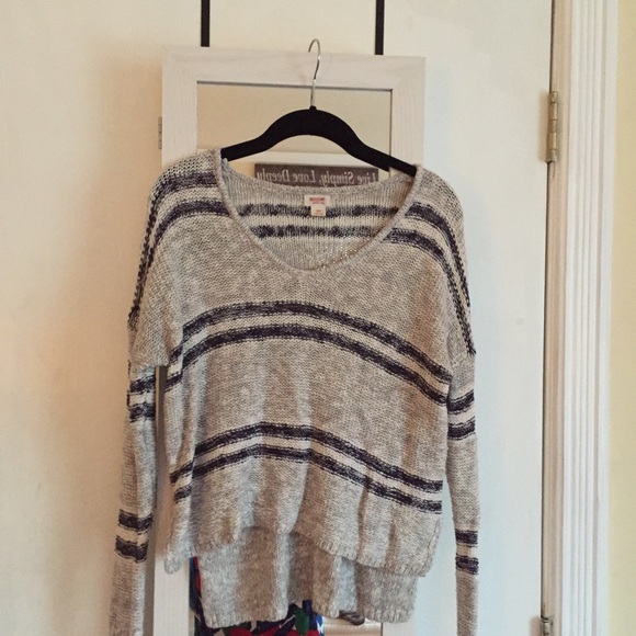 Mossimo sweater