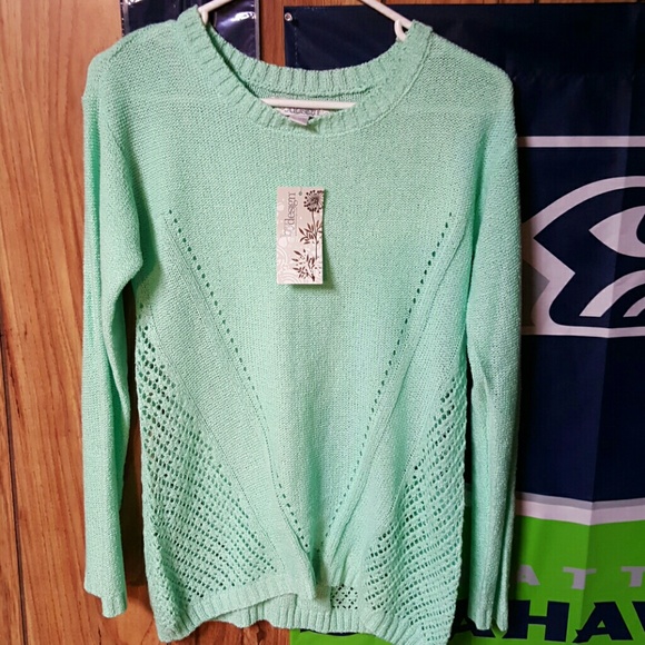 SALE💥✴BRAND NEW Sweater✴💥