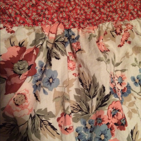 Floral strapless dress