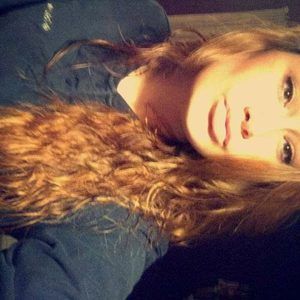 Meet your Posher, Adriana