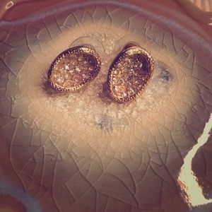 Gold and cubic zirconia earrings 💁💁