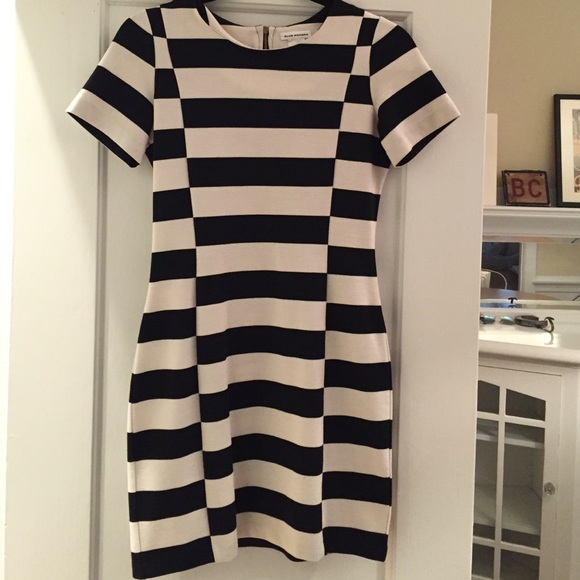 Club Monaco white and black dress