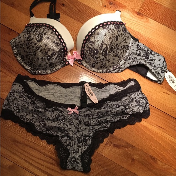 Black and White Victoria's Secret Bra & Panty Set
