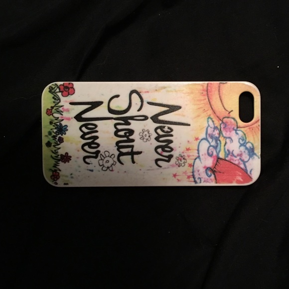 Never shout never iPhone 5 case - Picture 1 of 2