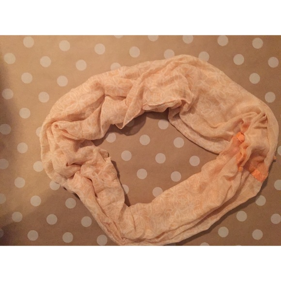 Coral infinity scarf