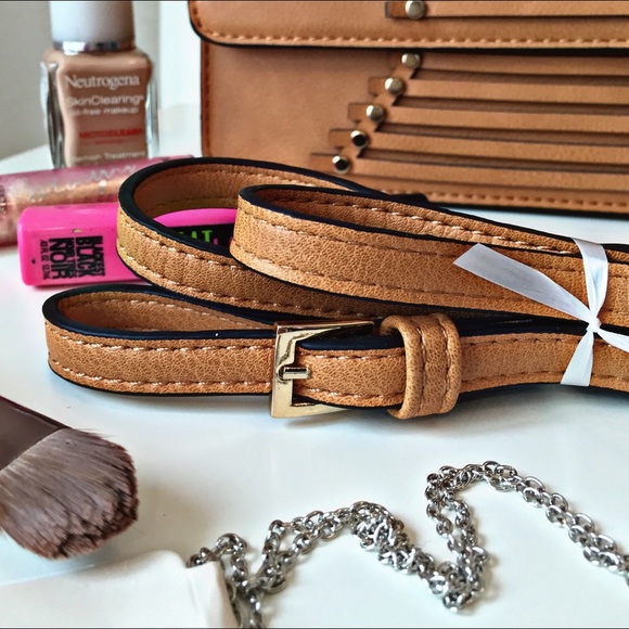 ❗️🚫SOLD❗️Riveting Rodeo Handbag - Picture 2 of 4