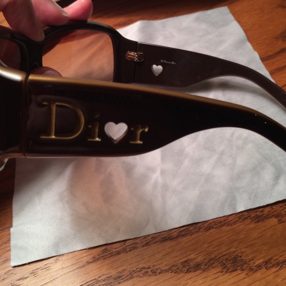 Dior, brown, heart accent sunglasses. - Picture 2 of 5