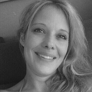 Meet your Posher, Rena