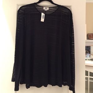 Brand new w/tags black swing top