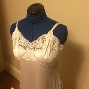 Vintage gray/silver negligee/slip