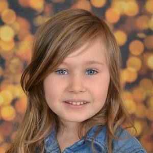 Meet your Posher, Stacy