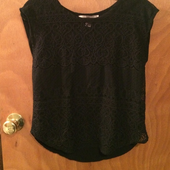 Black lace top - Picture 1 of 2