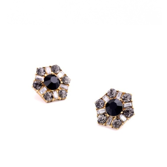 Classic Simulated Onyx Earrings - Picture 2 of 4