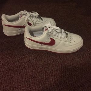 Never worn Nike sneakers