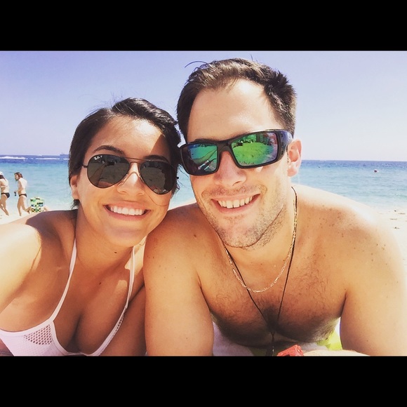 Meet your Posher, Emily - Picture 2 of 3