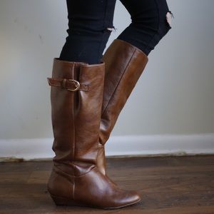 Chestnut riding boots