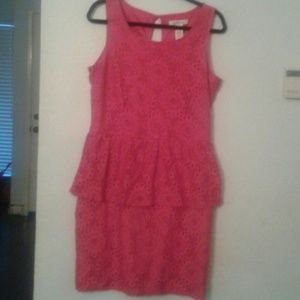 Pink stretch lace peplum dress