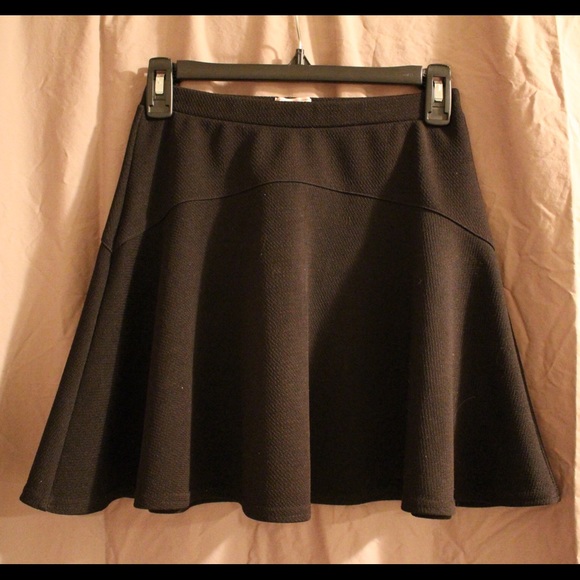 Black Skater Skirt