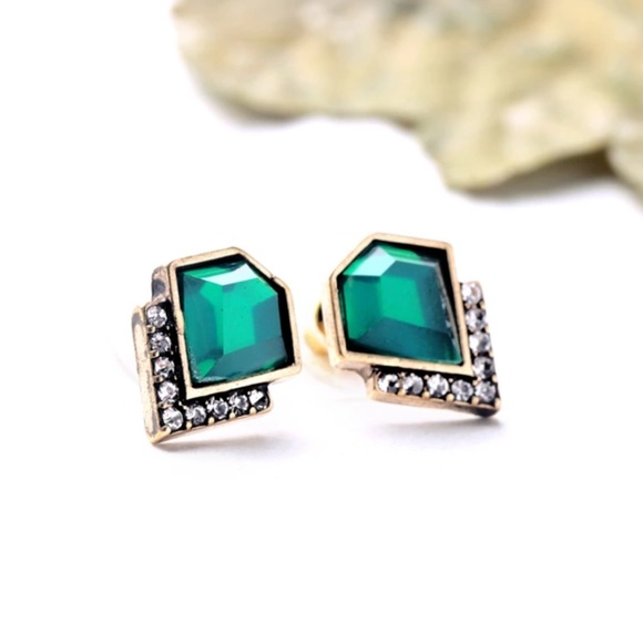 Green Crystal Geometric Earrings - Picture 3 of 4