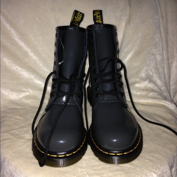 Dr. Martens Shoes - NWOT Dr. Martens Boots Dr. Martens Shoes - NWOT Dr. Martens Boots