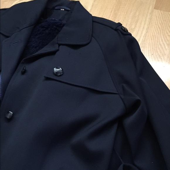 Coat - Picture 4 of 4