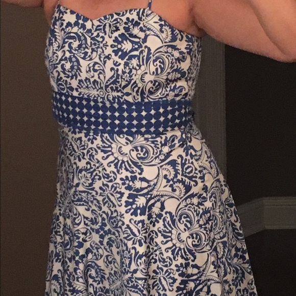 Blue and white Dress size 6