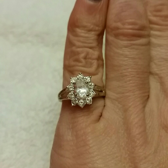 Ring - Picture 2 of 3