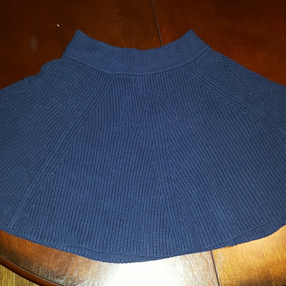 **2 for 8***GAP sweater skirt