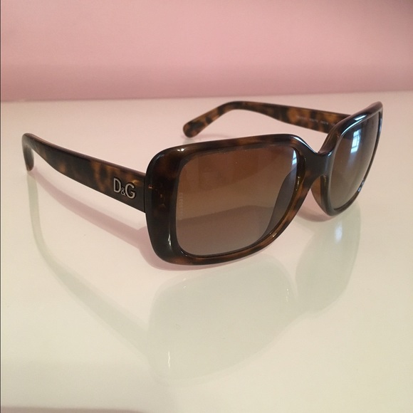 D&G shades