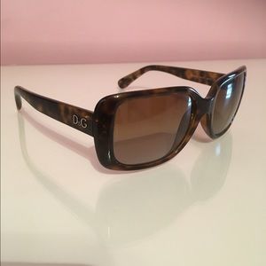 D&G shades