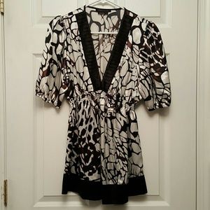 Butterfly Wing Print V-Neck