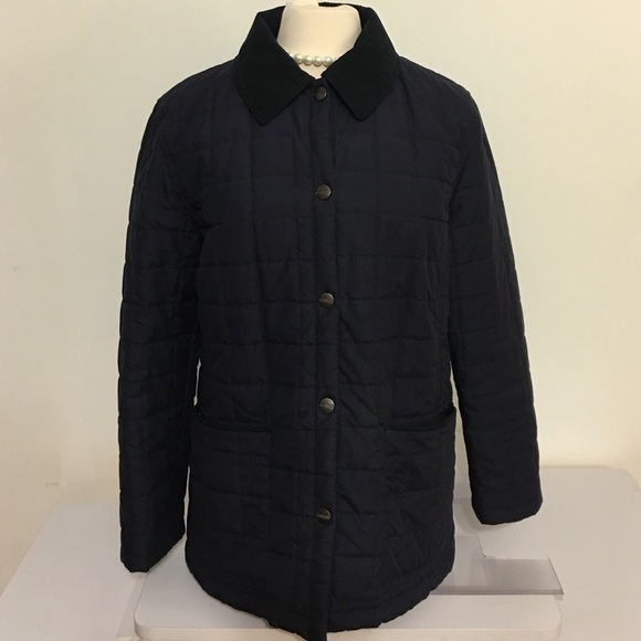 Classic Beretta Navy coat with navy velvet collar!