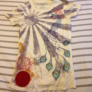 Lucky Brand tshirt with peacock sun ray design