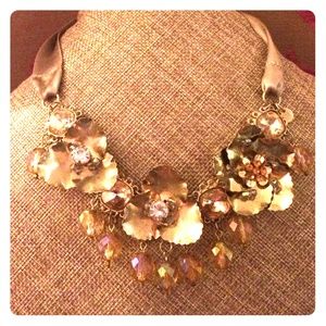 Loft statement necklace 💁💁