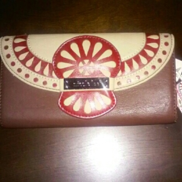 Nicole Lee Wallet
