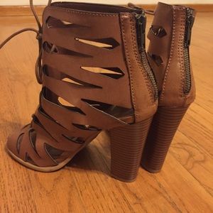 Caramel Cut-out peep toe heels