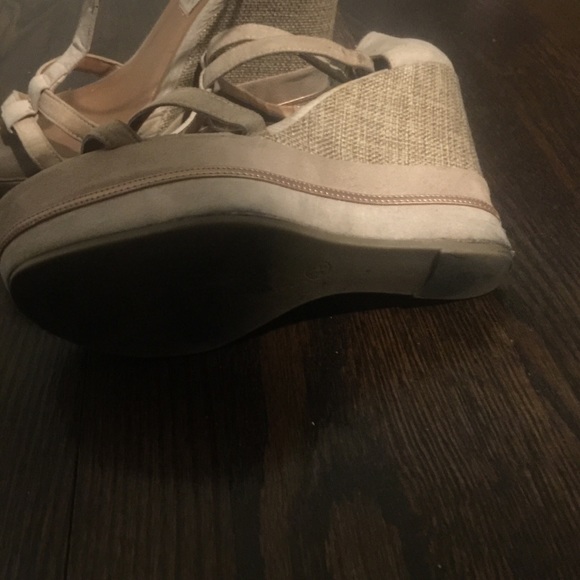Sandals - Picture 3 of 4