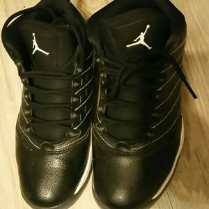 Jordan velocity sneakers