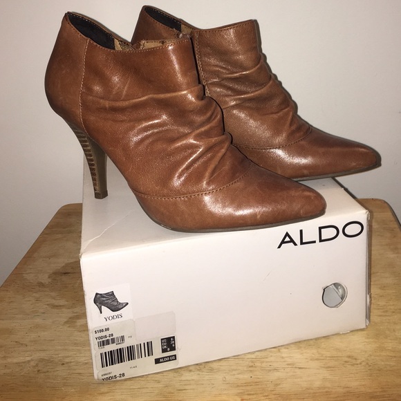 🚨Sale🚨Brown Leather Booties