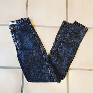 Easy Jeans