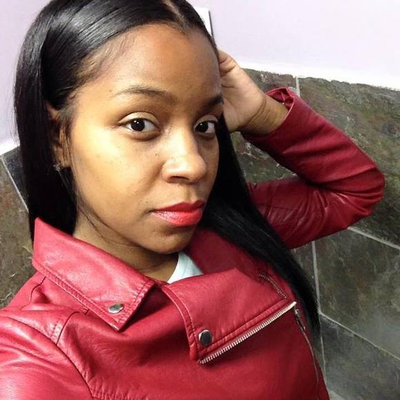 Meet your Posher, Chanel - Picture 1 of 1