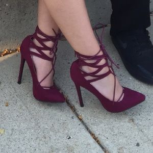Beautiful strappy laced heels