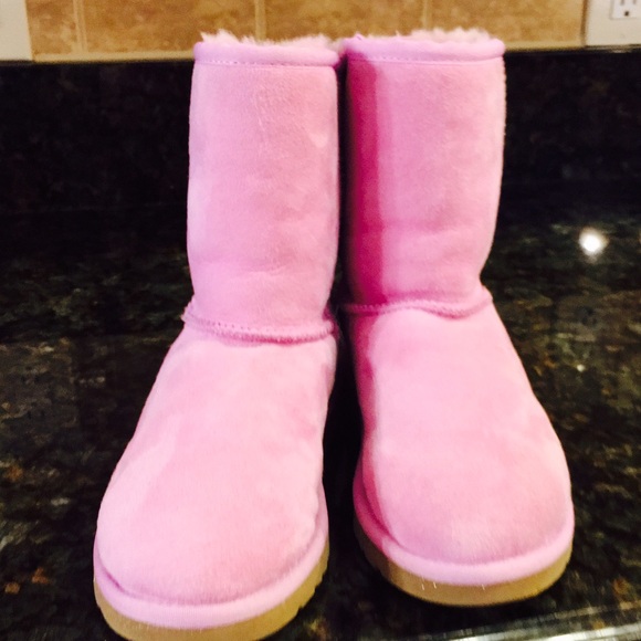 Girls Light Pink Uggs