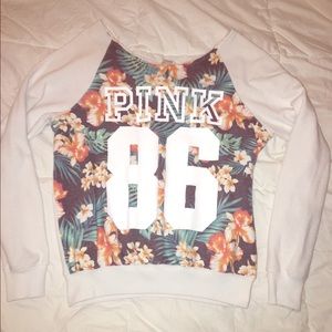 VS Pink Crew