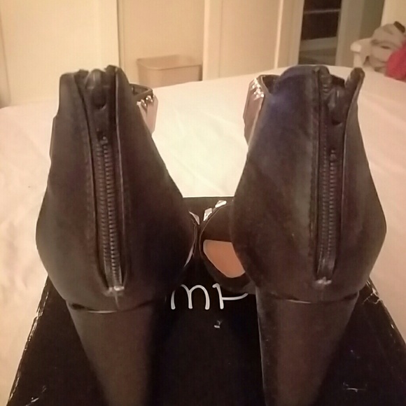 Women's Block Heel Sandals/Reduced - Picture 2 of 3
